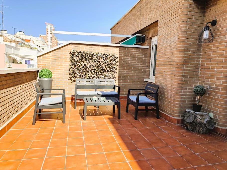 Apartamentos Turisticos Seviro Madrid Exterior foto